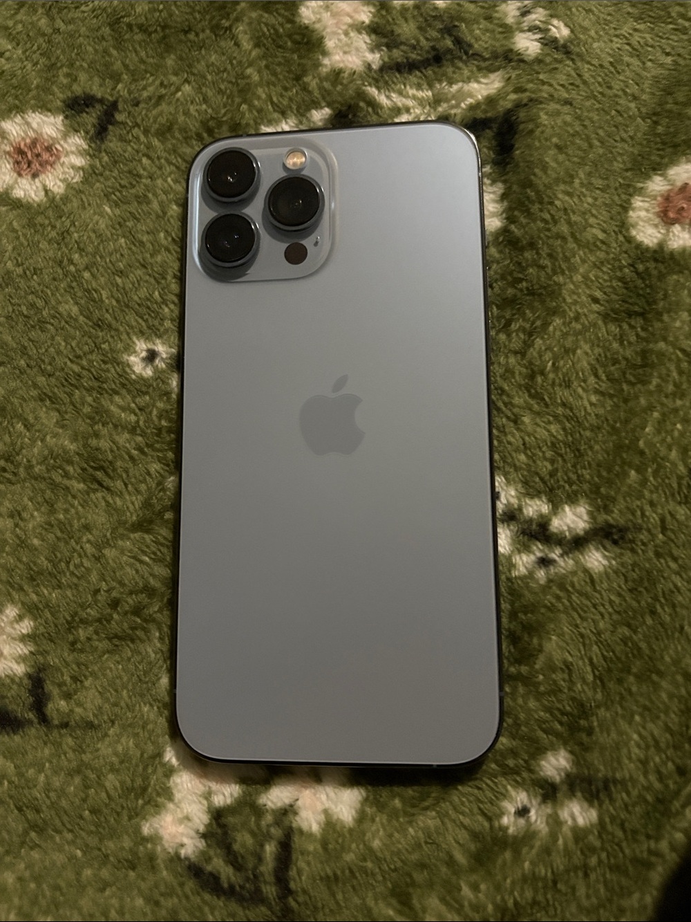 Apple Black iPhone with Edge-to-Edge Display - Picture 2 of 2